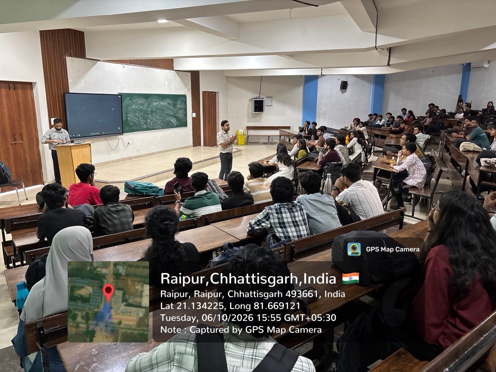 B.Tech students attending an ICT tool training programme on Claude AI and cloud skills at SSIPMT Raipur